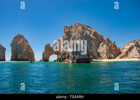 Der Bogen bei Cabo San Lucas ist rechts an der Spitze der Halbinsel Baja California in Mexiko Westküste Stockfoto