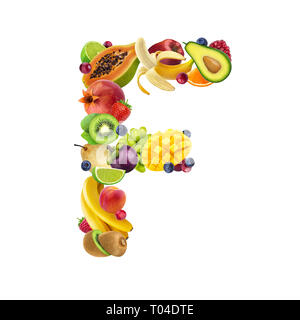 Buchstabe F aus verschiedenen Früchten und Beeren, Obst Alphabet auf weißem Hintergrund Stockfoto