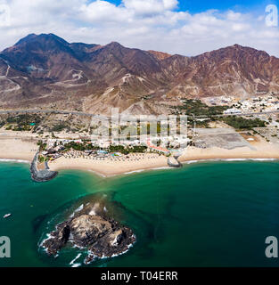 Fujairah Sandstrand in den Vereinigten Arabischen Emiraten Luftaufnahme Stockfoto