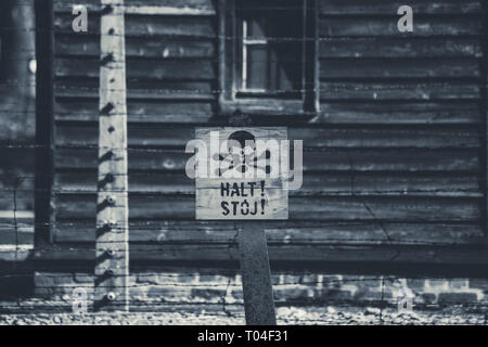 Auschwitz, Polen - März 12, 2019 Stop Tod Zeichen im Konzentrationslager Auschwitz Birkenau Stockfoto