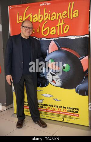 Carlo Verdone Bild während der fotoauftrag der Film La gabbianella e il gatto im Kino Lux-Roma Stockfoto