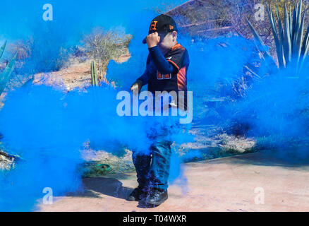 Pumpen Rauch, Rauch, Rauch, Naranjeros, bombas de Humo, humo, humo de Colores, Naranjeros Stockfoto