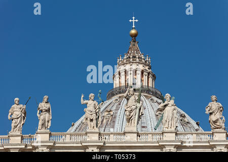 Rom, Italien, 17. August 2018: Petersdom in der Vatikanstadt. Die Basilika ist die renommiertesten Arbeit der Architektur der Renaissance und Th Stockfoto