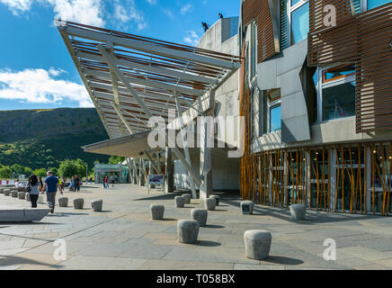 Das schottische Parlament Gebäude (von Enric Miralles 2004), Holyrood, Edinburgh, Schottland, Großbritannien Stockfoto