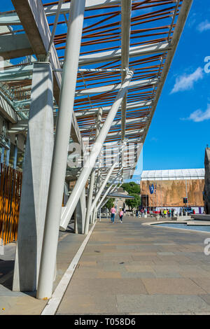 Das schottische Parlament Gebäude (von Enric Miralles 2004), Holyrood, Edinburgh, Schottland, Großbritannien Stockfoto