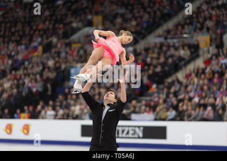 Darja Pavliuchenko und Denis Khodykin aus Russland während der europäischen Meisterschaften Stockfoto