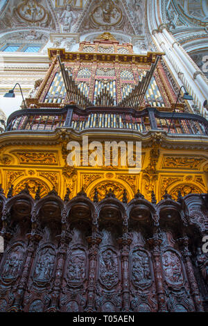 Chor und Orgel der Kathedrale. Córdoba, Spanien. Stockfoto