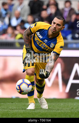 Rom, Italien. 17 Mär, 2019. Foto Alfredo Falcone - LaPresse 17/03/2019 Roma (Italia) Sport - CalcioLazio ParmaCampionato di Calcio Serie A Tim 2018 2019 - Stadio Olimpico di RomaNella Foto: sepePhoto Alfredo Falcone - LaPresse 17/03/2019 Rom (Italien) Sport ParmaItalian SoccerLazio-Fußball-Liga einen Tim 2018 2019 - Olympiastadion von RomaIn der Pic: sepe Credit: LaPresse/Alamy leben Nachrichten Stockfoto