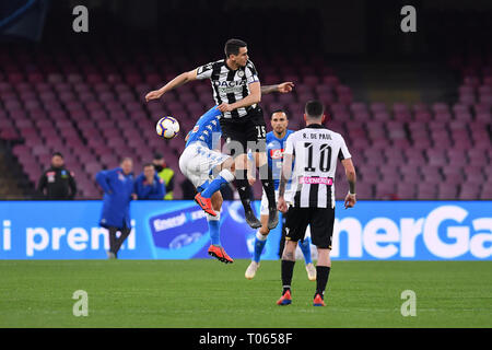 Neapel, Italien. 17 Mär, 2019. Foto Cafaro/LaPresse 17 Marzo 2019 Napoli, Italia sport calcio Napoli vs Udinese - Campionato di calcio Serie A TIM 2018/2019 - Stadio San Paolo. Nella Foto: Kevin Lasagne (Udinese Calcio). Foto Cafaro/LaPresse März 17, 2019 Neapel, Italien Sport Fussball Napoli vs Udinese - Italienische Fußball-Liga einen TIM 2018/2019 - San Paolo Stadions. In der Pic: Kevin Lasagne (Udinese Calcio). Credit: LaPresse/Alamy leben Nachrichten Stockfoto