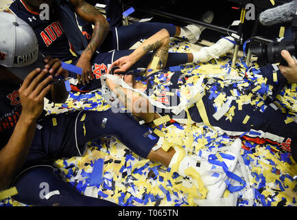 März 17, 2019; Auburn Tiger feiert den Gewinn der SEC Championship Game zwischen den Tennessee Freiwilliger vs Auburn Tiger bei Bridgestone Arena in Nashville, TN (obligatorische Photo Credit: Steve Roberts/Cal Sport Media) Stockfoto