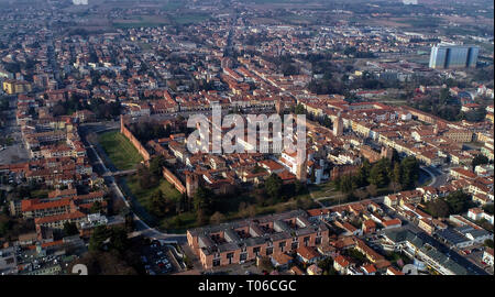 Luftaufnahme der Stadt von Castelfranco Veneto, Provinz Treviso/Italien Stockfoto