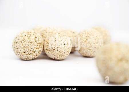 Portrait von cholai ke ladoo. Auf den weißen Hintergrund isoliert. Stockfoto