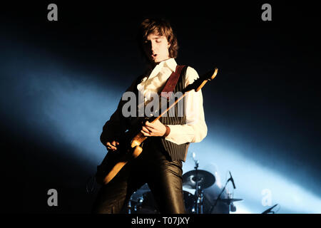 Venaria, Italien. 16 Mär, 2019. Mit ihrer Tour "Der Tanz des Lebens" der Römischen rock Gruppe Maneskin auf der Bühne der Concordia Theater in Venaria, Turin, Italien. Credit: Bruno Brizzi/Pacific Press/Alamy leben Nachrichten Stockfoto