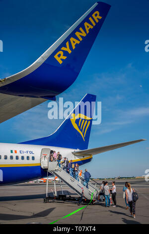 Flugzeug Ryanair, Flughafen, Schönefeld, Brandenburg, Deutschland Stockfoto