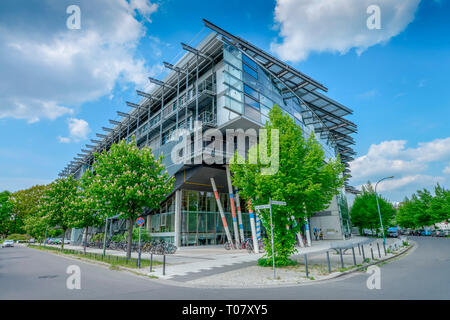 Filmuniversitaet Konrad Wolf, Babelsberg Marlene-Dietrich-Allee, Babelsberg, Potsdam, Brandenburg, Deutschland Stockfoto