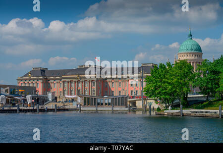 Landtag, Nikolaikirche, am Alten Markt, Potsdam, Brandenburg, Deutschland Stockfoto