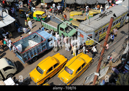 25.02.2011, Kolkata, West Bengal, Indien - ein Blick von oben auf den täglichen Verkehr in der indischen Metropole. 0 SL 110225 D 006 CAROEX.JPG [MODEL RELEASE: NEIN Stockfoto