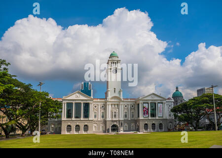 SINGAPORE CITY, Singapur - 4. März, 2019: Die Victoria Theater- und Konzertsaal ist ein Performing Arts Center im Zentrum von Singapur, verorten. Stockfoto