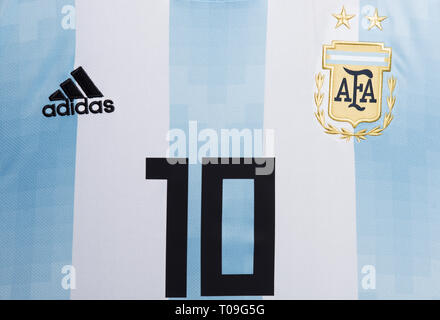 Nahaufnahme von Lionel Messi Argentinien National Football Team Jersey. Stockfoto