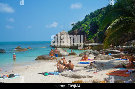 Menschen im Silver Beach, Chrystal Bay, Koh Samui, Golf von Thailand, Thailand Stockfoto