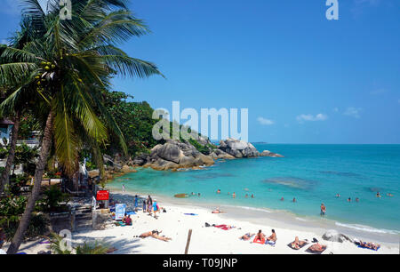 Menschen im Silver Beach, Chrystal Bay, Koh Samui, Golf von Thailand, Thailand Stockfoto