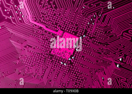 Nahaufnahme Foto von rosa Fbg printecd Platine elektrische Pfade Stockfoto