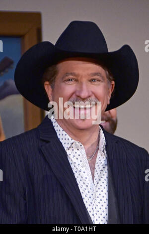 Nashville, Tennessee, USA. 18. Mär 2019. - Kix Brooks, Brooks & Dunn. CMA präsentiert Country Music Hall Of Fame 2019 Eingezogenes Zeremonie an der Country Music Hall of Fame. Photo Credit: Dara-Michelle Farr/AdMedia Credit: Dara-Michelle Farr/AdMedia/ZUMA Draht/Alamy leben Nachrichten Stockfoto