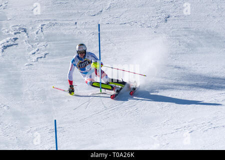 Soldeu-El Tarter, Andorra. 17 Mär, 2019. MIKAELA SHIFFRIN USA nimmt Teil an dem Rennen für den Herren Slalom Rennen der FIS Alpine Ski World Cup Finale Soldeu-El Tarter Andorra, am 17. März 2019. Quelle: Martin Silva Cosentino/Alamy leben Nachrichten Stockfoto