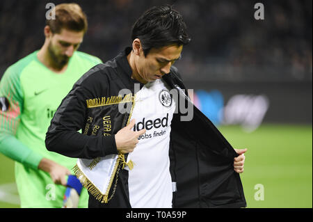 Mailand, Italien. 14 Mär, 2019. Makoto Hasebe (Frankfurt) Fußball: UEFA Europa League Runde 16 Spiel zwischen Inter Mailand 0-1 Eintracht Frankfurt an Giuseppe Meazza in Mailand, Italien. Credit: Itaru Chiba/LBA/Alamy leben Nachrichten Stockfoto