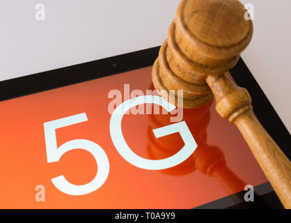 Mainz, Germany, March 19 2019: Symbolic picture for start of the 5G frequency auction.             Credit: Juergen Schwarz/Alamy Live News Stockfoto