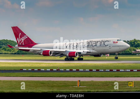 Virgin Atlantic Boeing 747 Barbarella auf dem Flughafen Manchester. Stockfoto