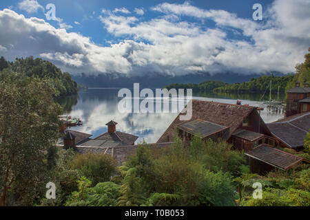 Die wunderschöne Puyuhuapi Lodge in der ventisquero Sound, Patagonien, Aysen, Chile Stockfoto