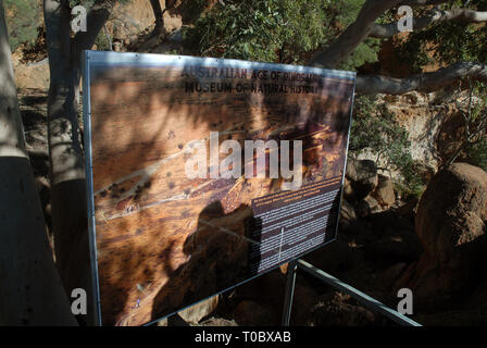 DINOSAUR CANYON, die Australische Zeitalter der Dinosaurier Museum für Naturkunde, Winton, Queensland, Australien. Stockfoto