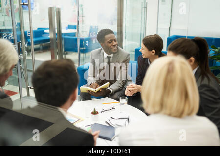 Multi-ethnischen Business Meeting Stockfoto