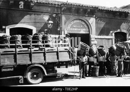 Lebensmittelindustrie, Catania, Sizilien, Italien 1920 Stockfoto