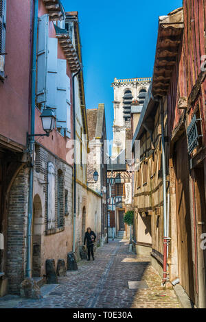 Troyes (nord-östlichen Frankreich): "Ruelle des Chats", eine schmale Gasse in der Altstadt Stockfoto