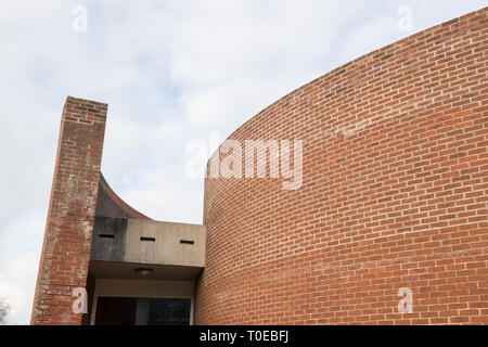 Fotos der außerhalb der öffentlichen Bereiche und Gebäude an der Universität von Sussex in Brighton Stockfoto