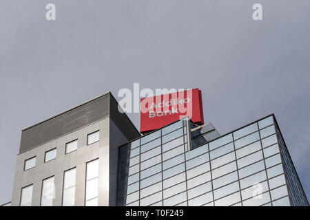 Hauptsitz der Österreichischen Addiko Bank (ehemals Hypo Alpe Adria Bank) in Ljubljana, Slowenien Stockfoto