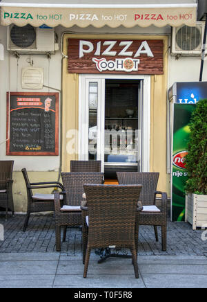 Serbien, Mai 2018 - Pizzeria Restaurant Gospodska Straße in der Stadt von Zemun Stockfoto