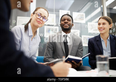 Freundliche Geschäft Leute, Stockfoto