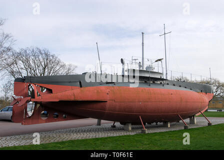 HSwMS Hajen in 1904 als erste schwedische U-Boot in Marinmuseum (Museum der Marine) auf Stumholmen aufgeführt von der UNESCO zum Weltkulturerbe in Karlskrona erbaut Stockfoto