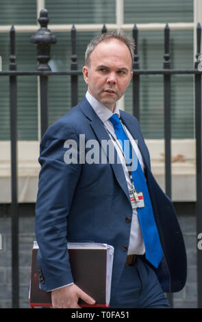 London, Großbritannien. 19. Mär 2019. Minister und Parlamentarier haben eine Reihe von Nachmittag Sitzungen in Downing Street Nr.10. Gavin Barwell Credit: PjrFoto/Alamy leben Nachrichten Stockfoto