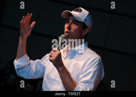 State College, Pennsylvania, USA. 19 Mär, 2019. Präsidentschaftskandidat BETO O'Rourke spricht an der Kampagne Stop an der Penn State University in State College, Pennsylvania Credit: Preston Ehrler/ZUMA Draht/Alamy leben Nachrichten Stockfoto