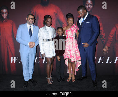 New York, New York, USA. 19 Mär, 2019. 19. März 2019 - New York, New York - Jordan Peele, Lupita Nyong'o, Evan Alex, Shahadi Wright Joseph und Winston Herzog bei Universal Pictures' 'uns' 'Premiere im Museum für Moderne Kunst in Midtown. Photo Credit: LJ Fotos/AdMedia Credit: Ylmj/AdMedia/ZUMA Draht/Alamy leben Nachrichten Stockfoto