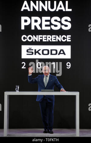 Mlada Boleslav, tschechische Republik. 20 Mär, 2019. Bernhard Maier während der Jahrespressekonferenz in Mlada Boleslav, tschechische Republik. Skoda Auto hat mehr als 1,25 Millionen Fahrzeuge an Kunden auf der ganzen Welt im Jahr 2018. Skoda Auto betreibt an drei Standorten in der Tschechischen Republik, produziert in China, Russland, der Slowakei, Algerien und Indien vor allem durch Gruppe Partnerschaften sowie in der Ukraine und in Kasachstan mit lokalen Partnern. Credit: Slavek Ruta/ZUMA Draht/Alamy leben Nachrichten Stockfoto