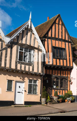 15. jahrhundert Crooked House Antiquitäten Shop und Teestuben im malerischen wonky Krumm orange Fachwerkhaus in, Lavenham, Suffolk, England, UK. Stockfoto
