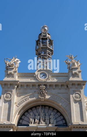 VALENCIA, Spanien - 27. Februar: historische Postgebäude in der Rathausplatz von Valencia Spanien am 27. Februar 2019 Stockfoto