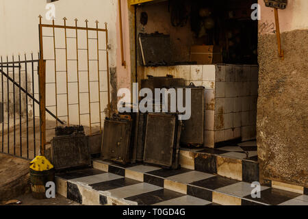 Auto Repair Station in Agadir, Marokko. Stockfoto