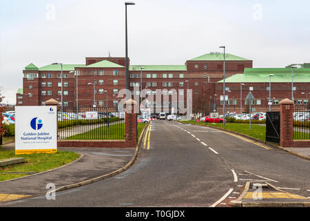 Eingang zu den Scottish NHS Golden Jubilee National Hospital, Clydebank, Glasgow, Schottland, Großbritannien Stockfoto