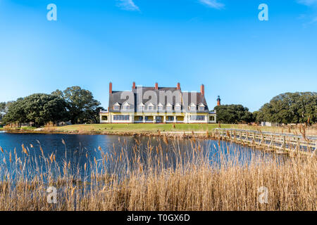 Die historische Wal Wärme Club, eine Art Noveau Gebäude in Currituck North Carolina Stockfoto